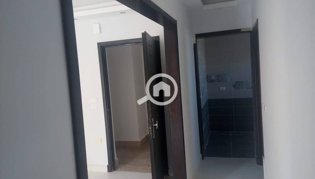 6 20c7a1b7-04db-49db-b55d-c90dfde052c4. jpeg