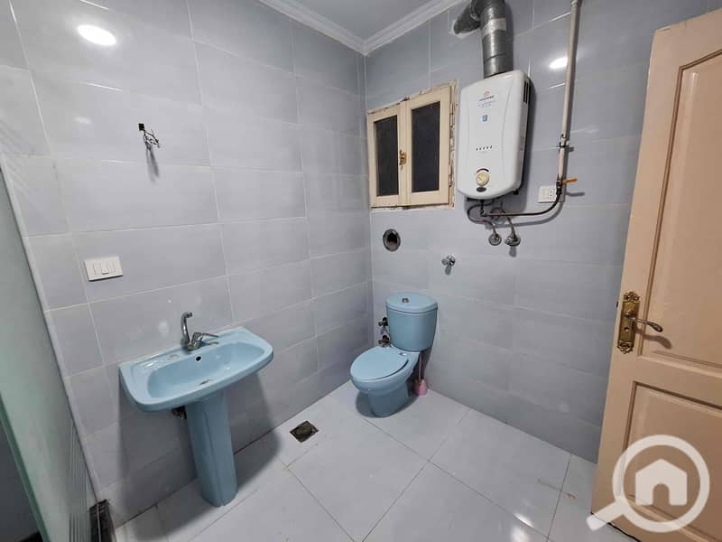 14 5e0be8aa-b08a-4aba-ac90-dcbae502f988. jpg