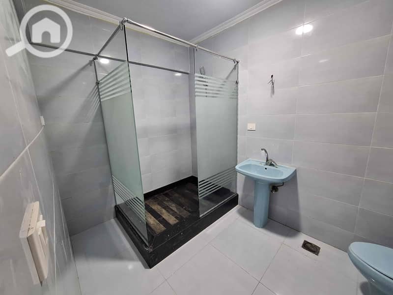 17 4ab6a8c9-e13a-42ef-b26c-533e80554944. jpg