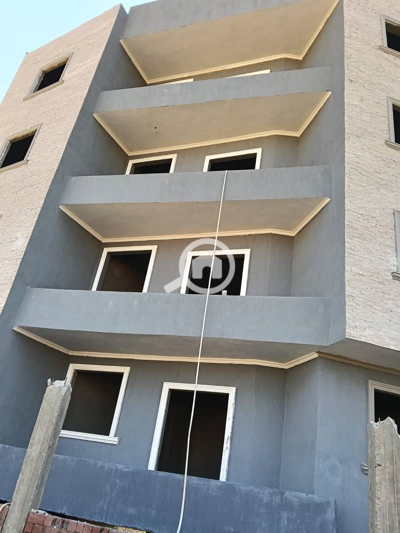 10 d8a4bee6-fa1c-4b0e-ae89-77fb7d909ebd. jpg