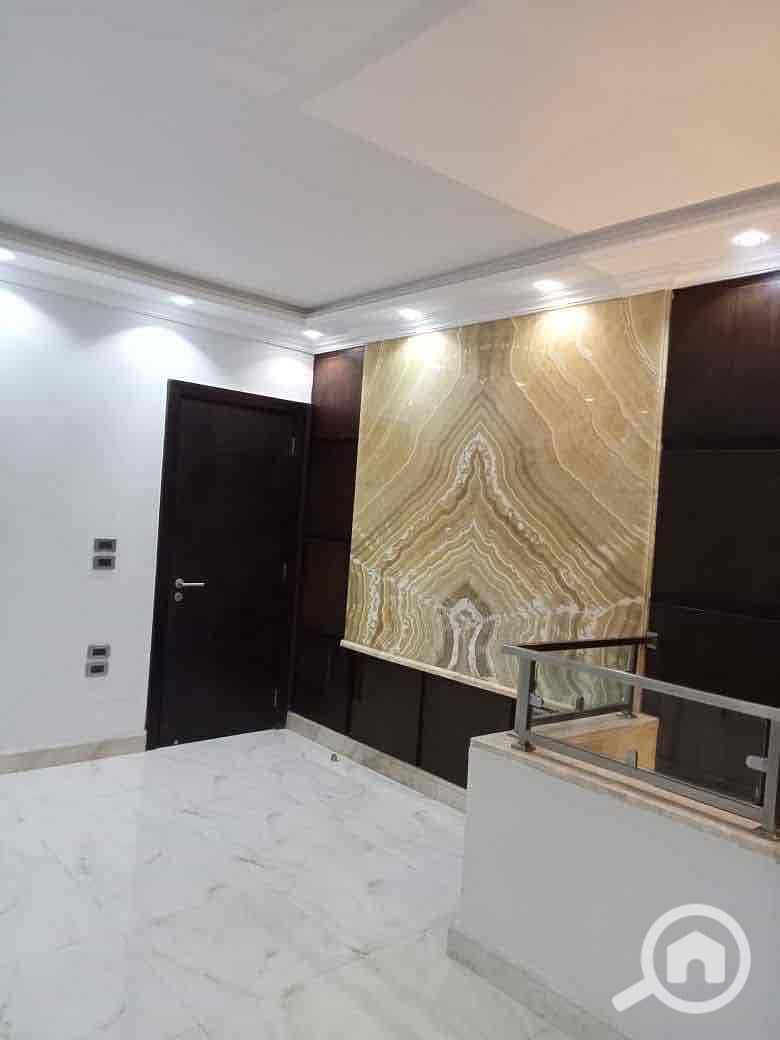 15 006cbd54-71b2-4fe2-aaeb-3c6af8bb7f97. jpg