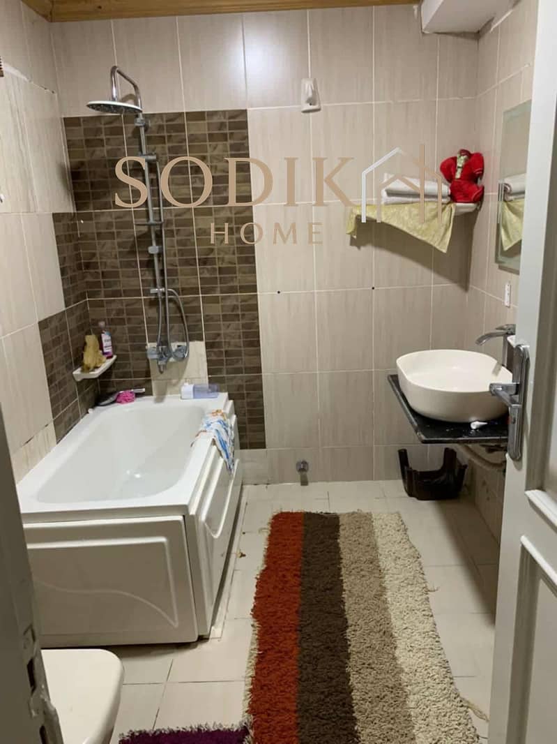 5 447961e1-4d1c-45ea-aea4-5c59314c1754. jpg