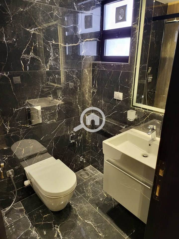 5 581935358_25146148638413236_3683045154370569206_n. jpg