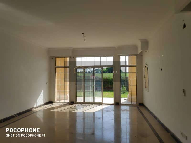 5 6d315e9c-d326-41e3-89b5-09acb61ae03b. jpg