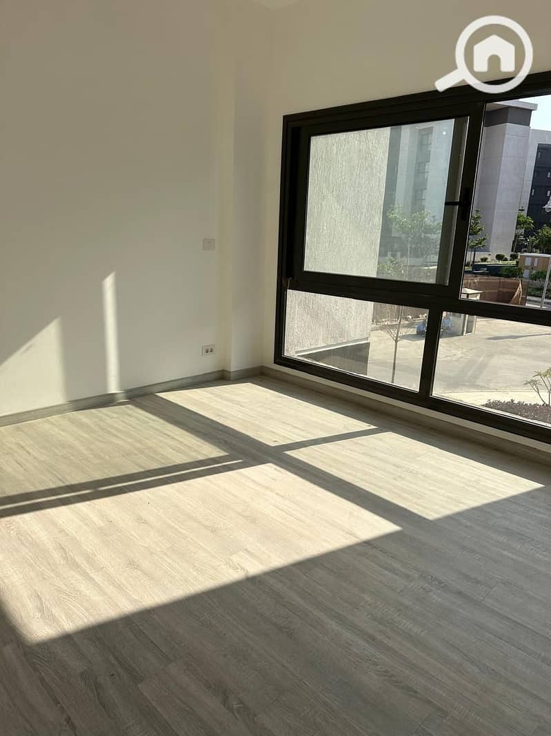 4 WhatsApp Image 2025-11-17 at 4.50. 54 PM (3). jpeg