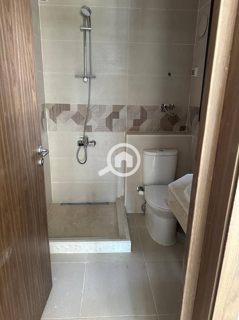 8 WhatsApp Image 2025-11-17 at 4.50. 53 PM (1). jpeg