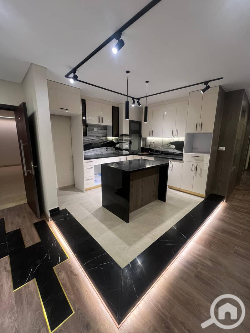 2 WhatsApp Image 2025-11-17 at 16.45. 46 (1). jpeg