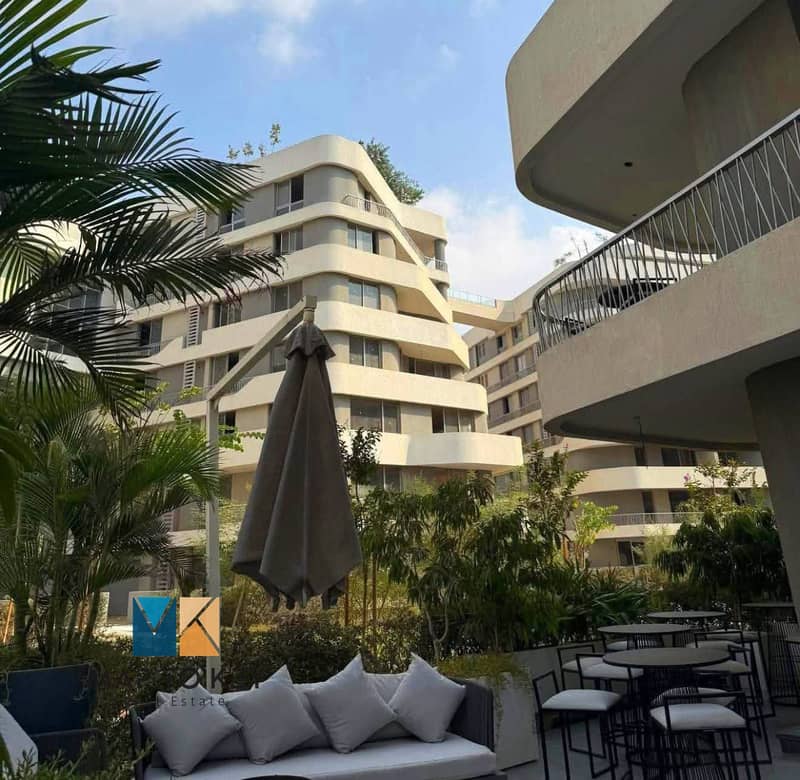 3 8461f587-914a-4a07-8ebe-aa009cd5dba7. jpg