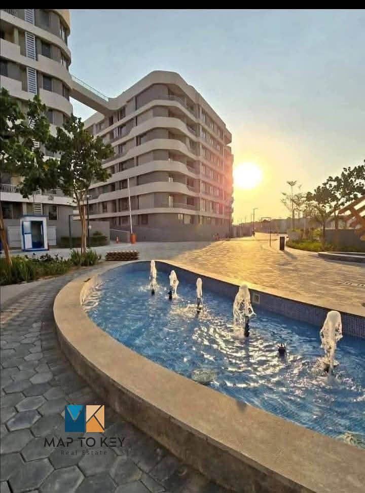 8 5186b5e7-b85a-477d-b613-f2d6b513f8eb. jpg