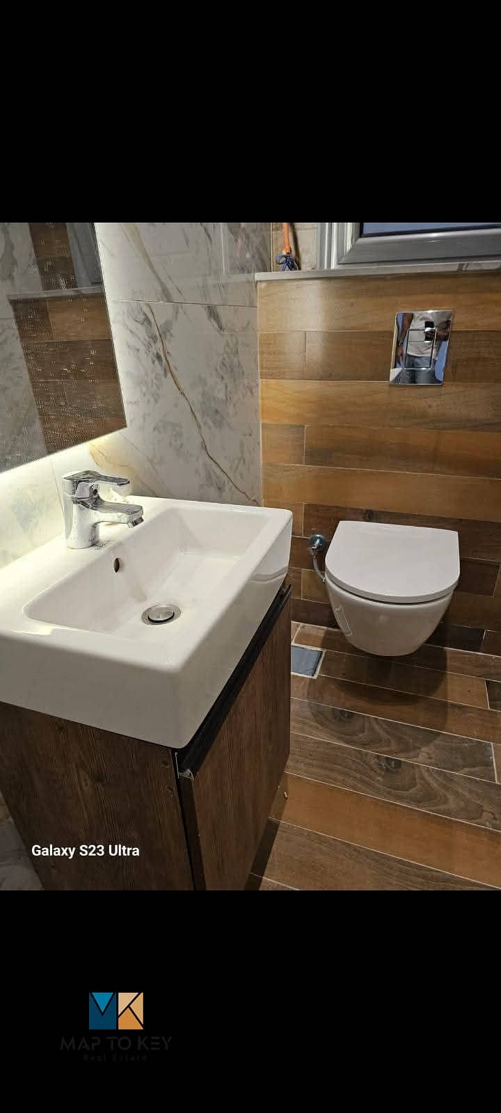 9 cd7c1ea3-1345-495e-afdf-f5b14ee7162b. jpg