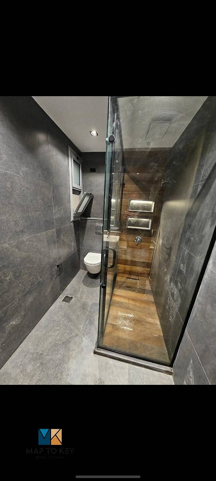 10 fb6af457-b07d-4373-92c2-fc8afe4db7a8. jpg