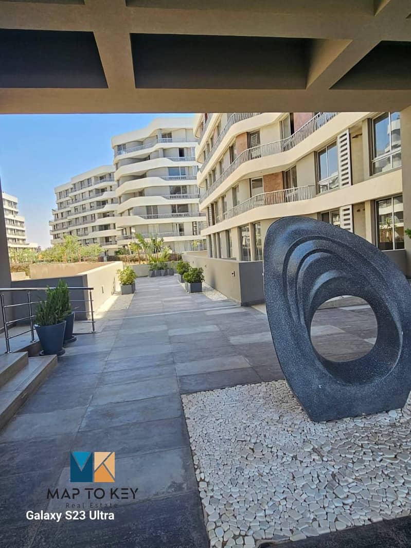 14 4ebed4d8-452b-4710-85e0-c01fa8ce55f5. jpg