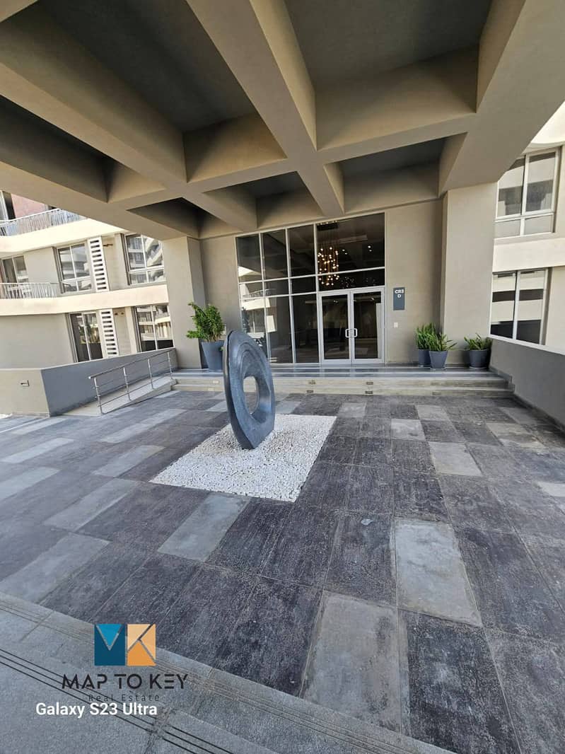 15 7022d422-51f3-4e5b-a798-ef0b93119354. jpg