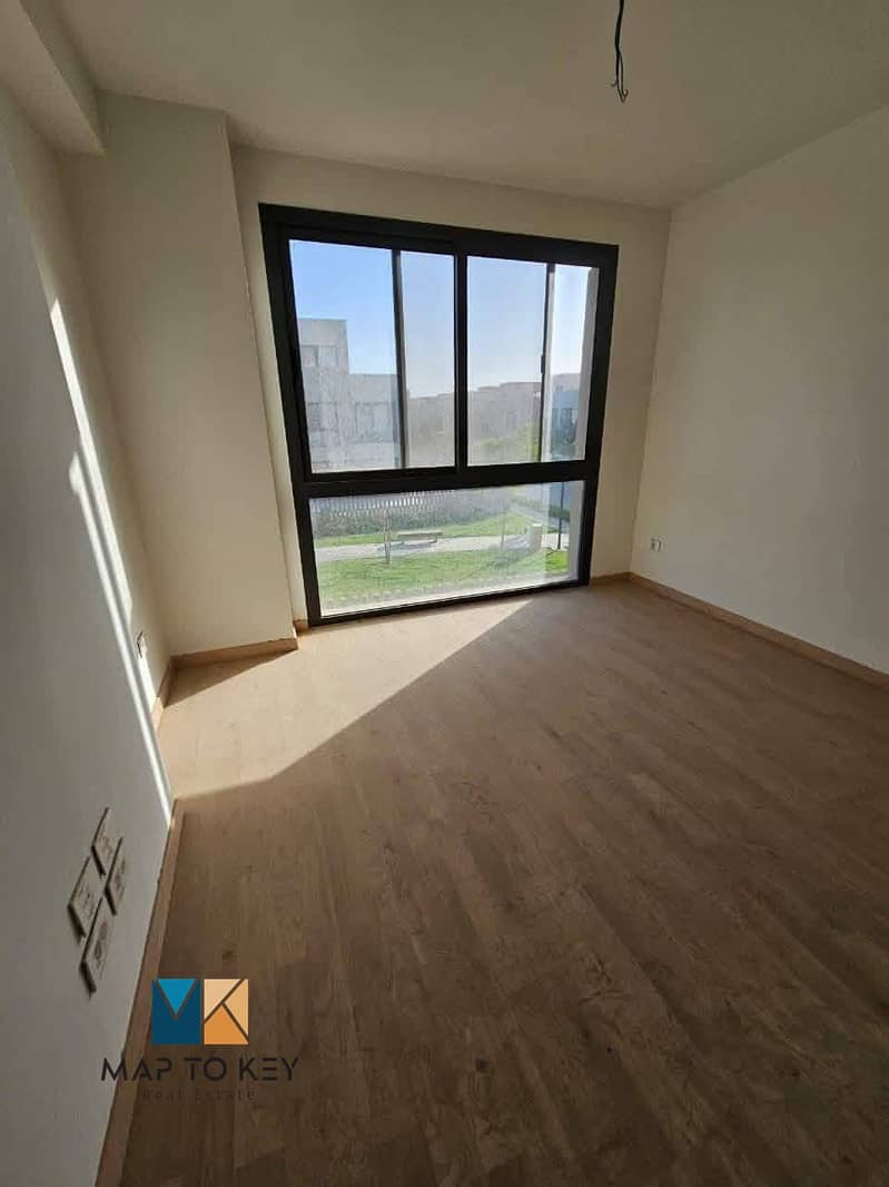 18 8b5d4503-f74f-4df2-9470-e404d6734ac1. jpg