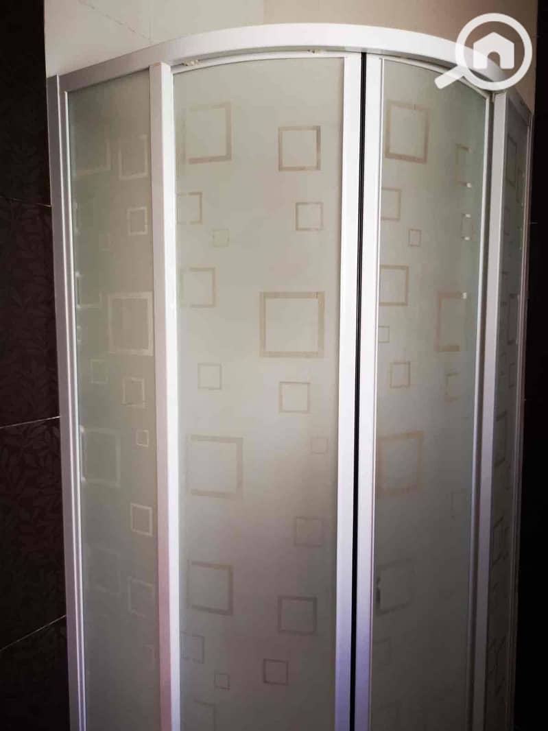 10 b00e8623-3483-4dbb-8f9c-8cc23737a84c. jpg