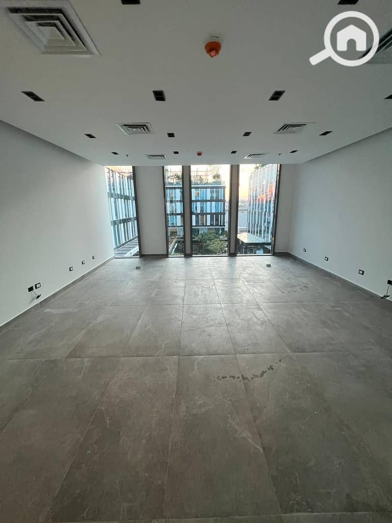 2 WhatsApp Image 2025-11-17 at 5.14. 44 PM (1). jpeg