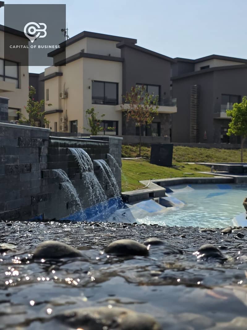 2 8d012641-6003-4803-8d92-286c82a4fb6c. jpg