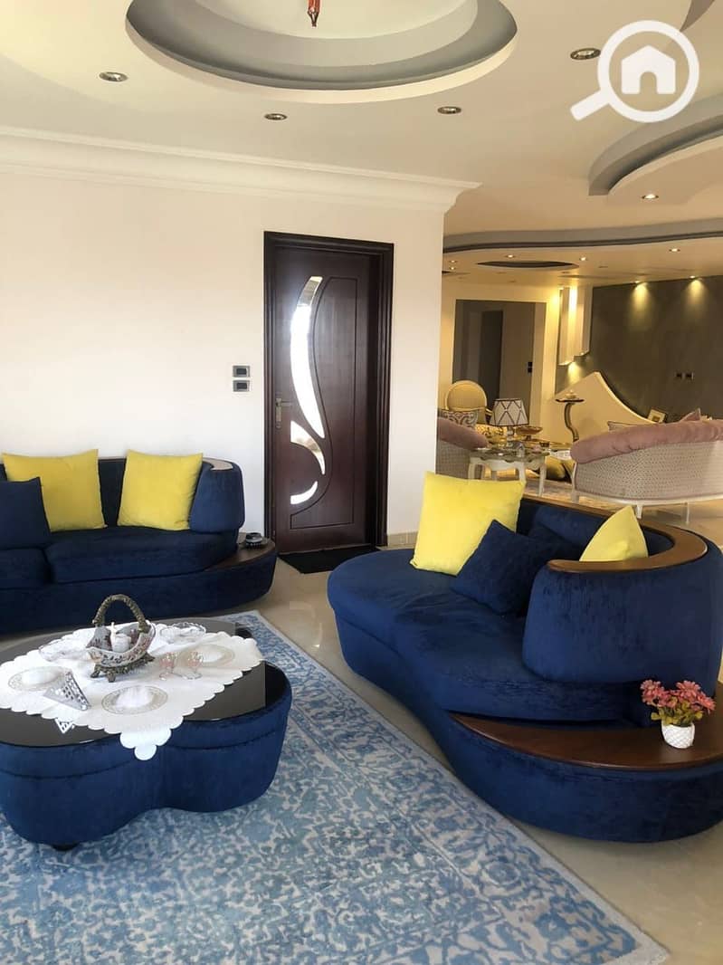 8 da6022f2-6f1c-4e87-a1c6-ff26e4d8353e. jpg