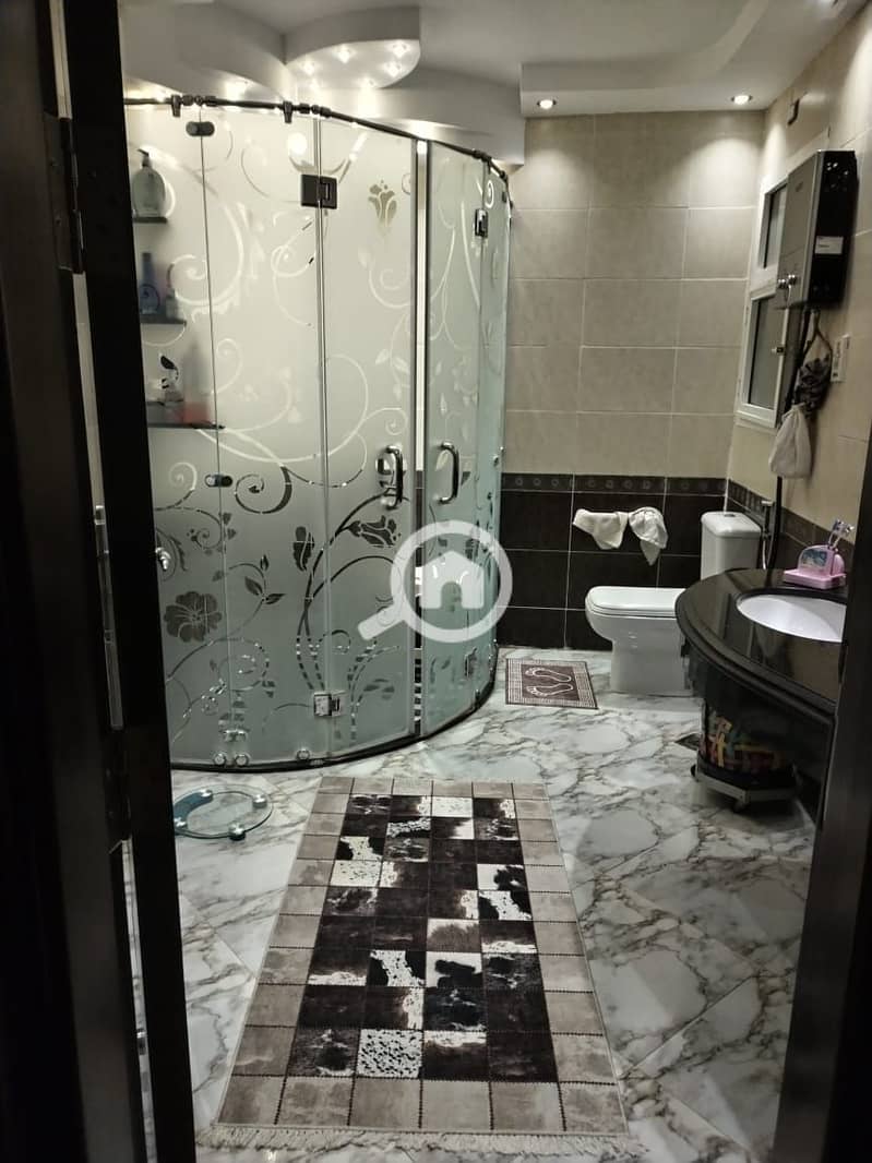 16 38d78474-ec2c-4627-b31f-c27e59924651. jpg