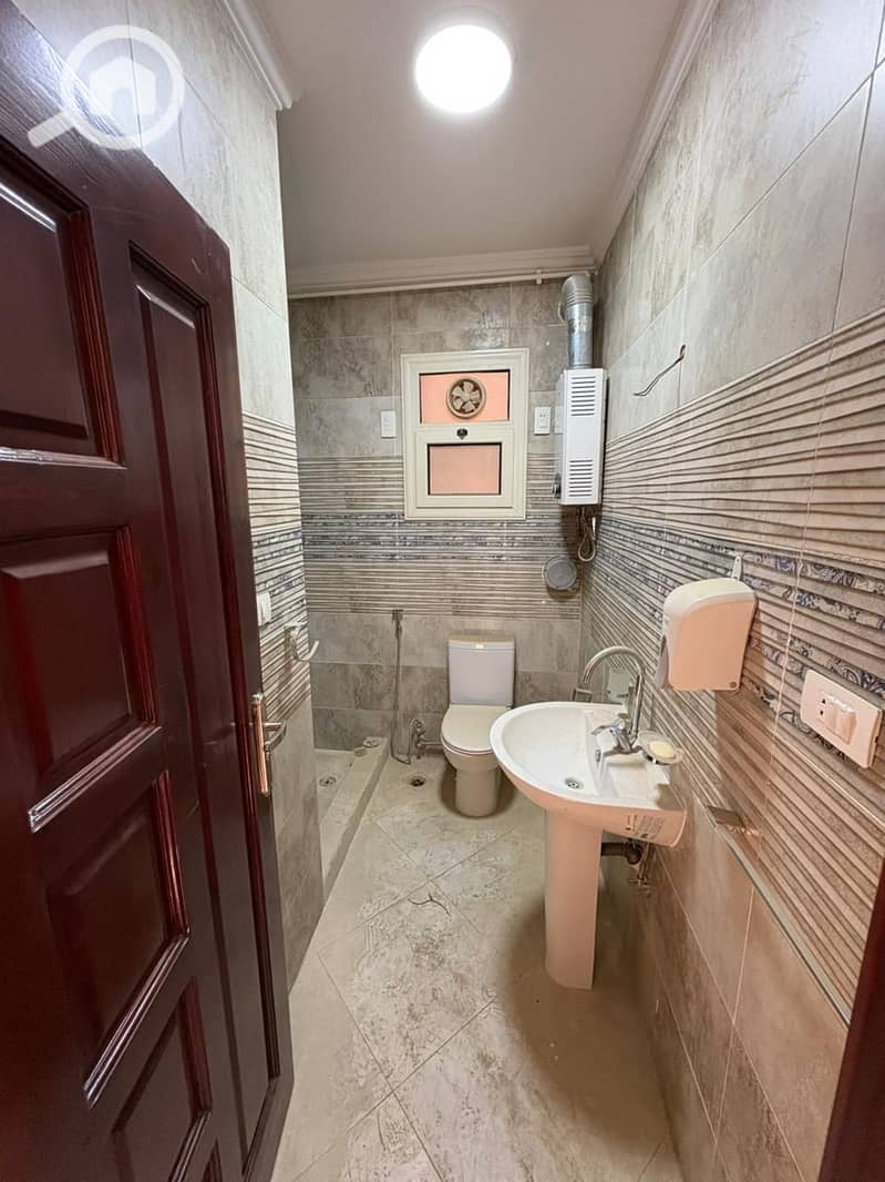 6 WhatsApp Image 2025-11-17 at 4.57. 57 PM. jpeg