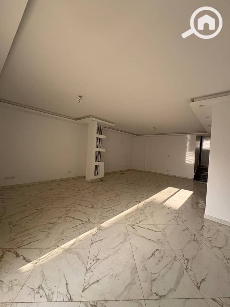 8 WhatsApp Image 2025-11-17 at 4.57. 56 PM. jpeg