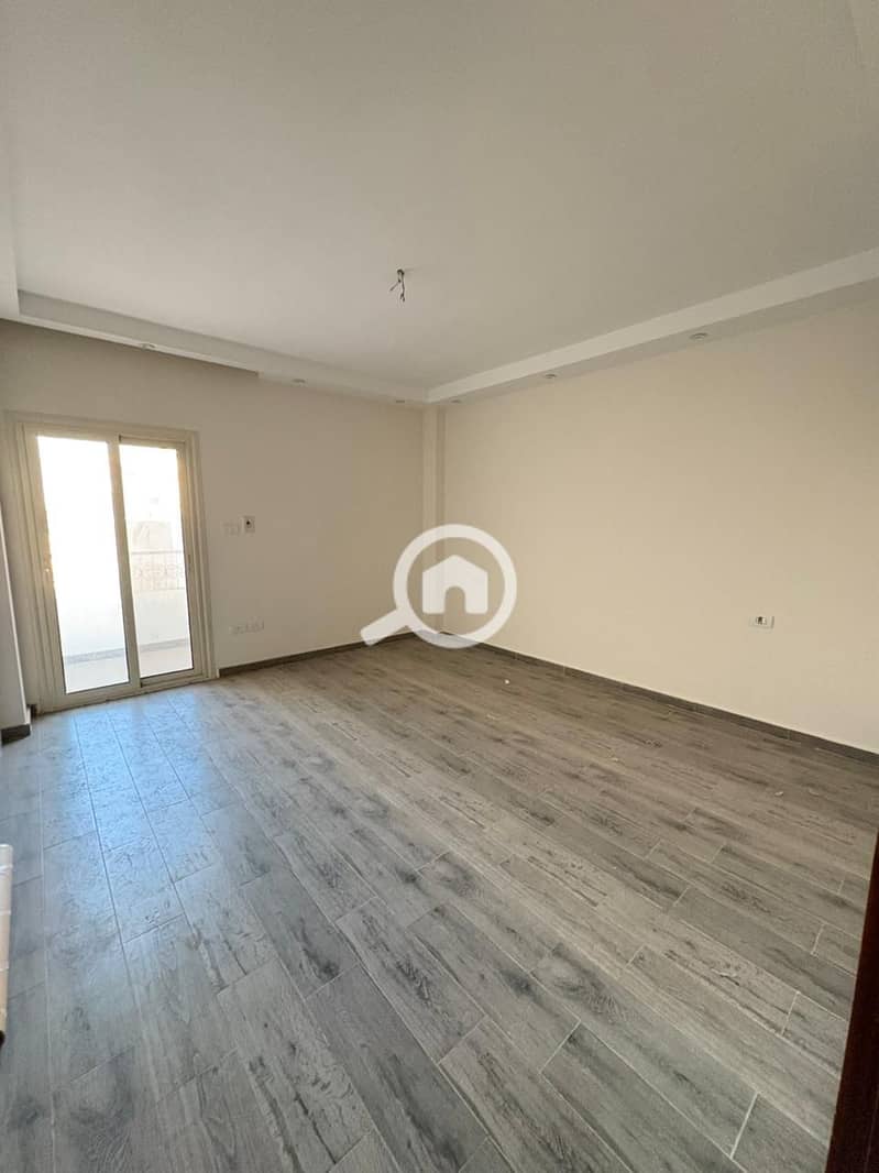 16 WhatsApp Image 2025-11-17 at 4.57. 31 PM. jpeg