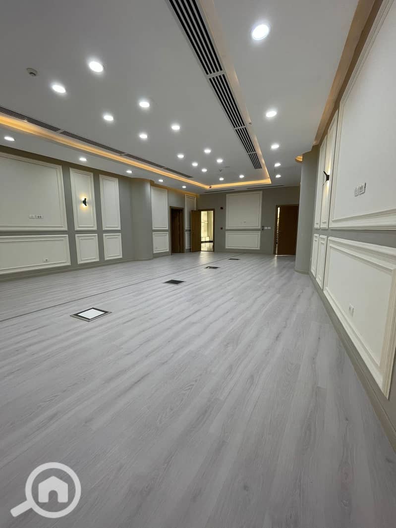 5 WhatsApp Image 2025-11-17 at 5.24. 21 PM (4). jpeg