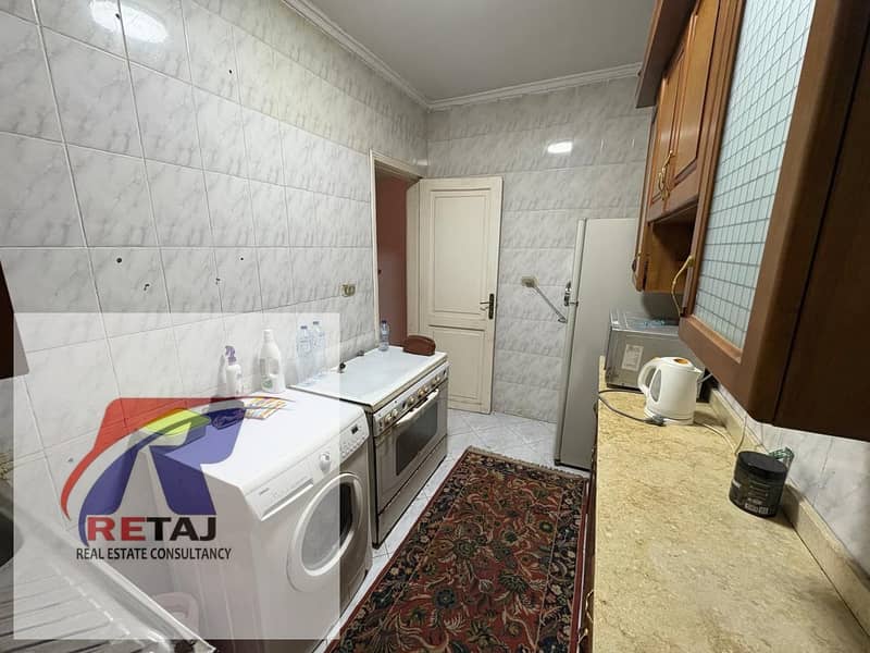 4 77e8a0c7-117b-4a70-a911-a04cd5015636. jpg