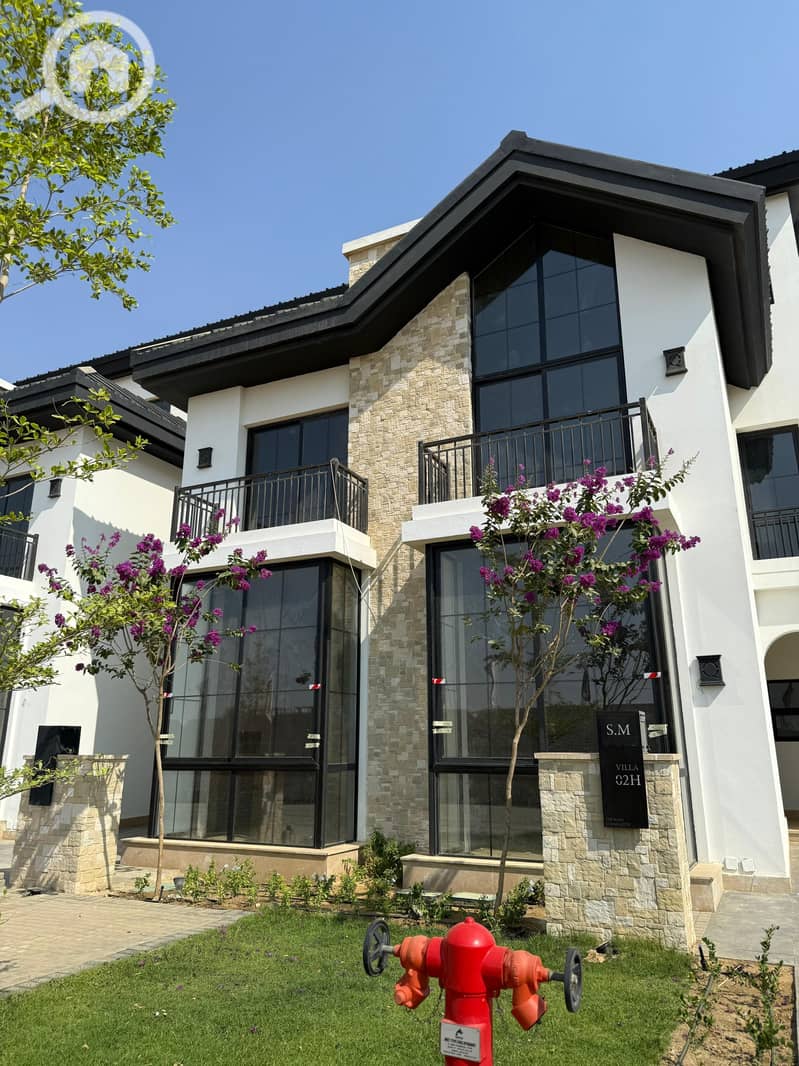 4 e9ea952a-0254-41d3-b0a9-4c799d38c8ae. jpeg