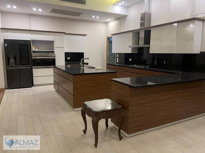 44 WhatsApp Image 2025-11-17 at 4.41. 23 PM. jpeg