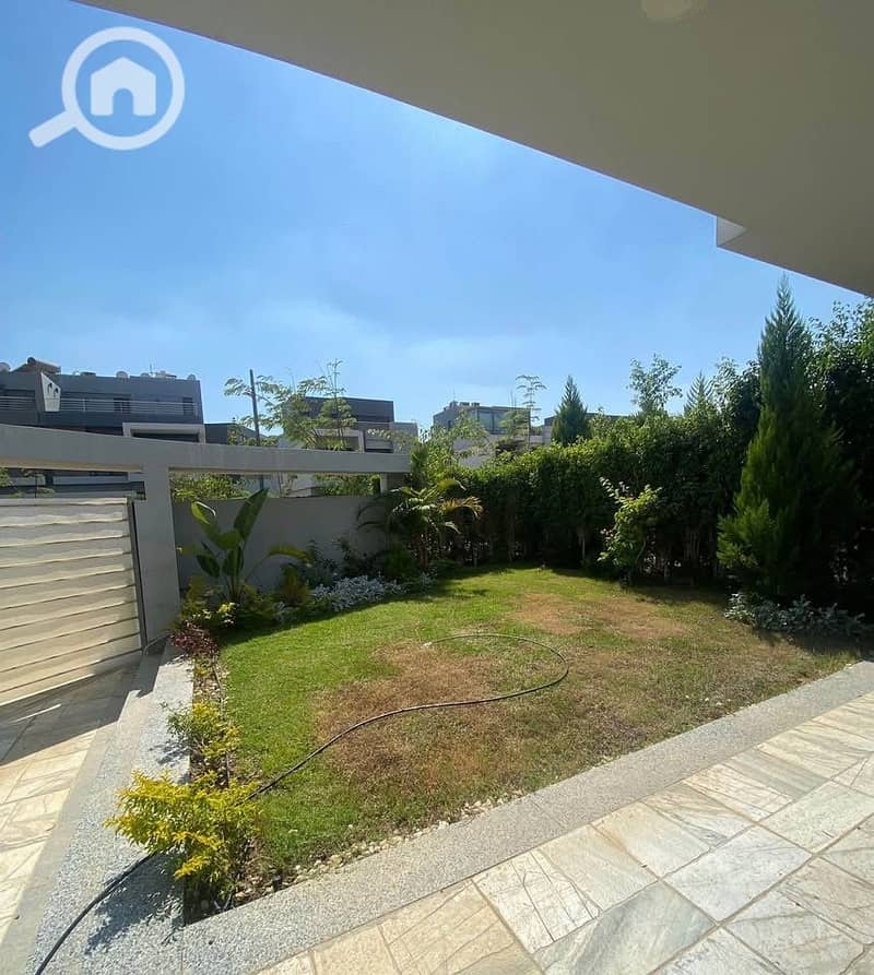 2 a5b12ae7-4d82-4678-a4c7-c5425b6b1d82. jpeg