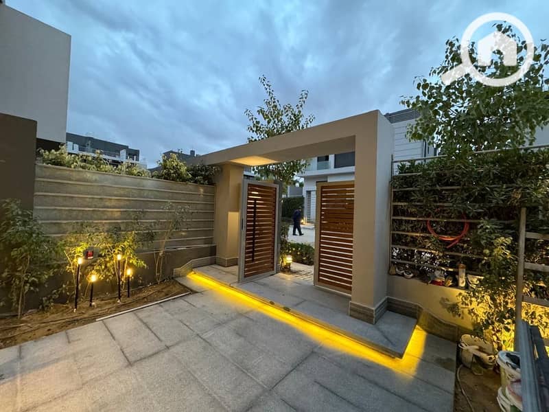 4 7d4be00d-4167-4562-b706-100372131ebd. jpeg