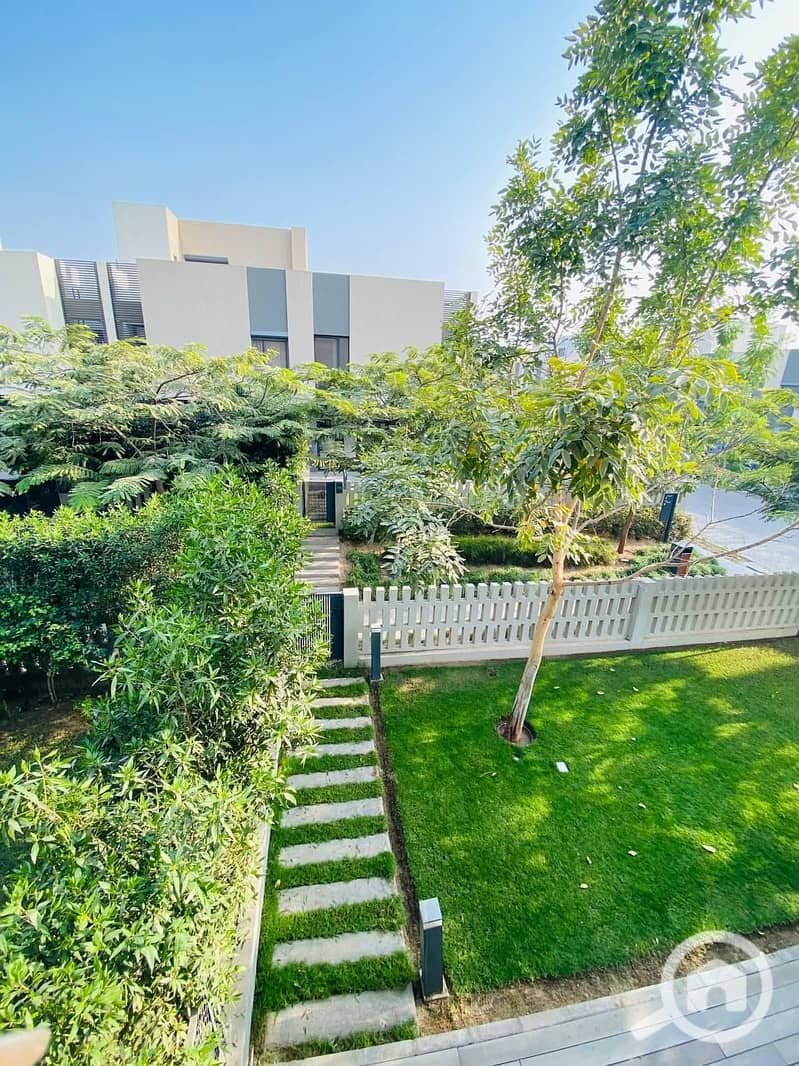 2 3d2d2896-15a3-4430-a1fb-c0fec8f338f6. jpeg