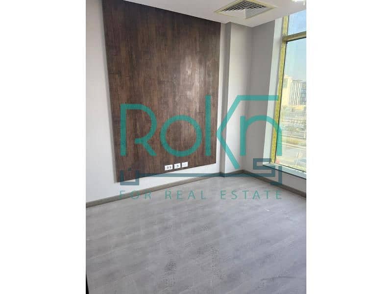 5 WhatsApp Image 2025-10-22 at 3.14. 01 PM (5). jpg