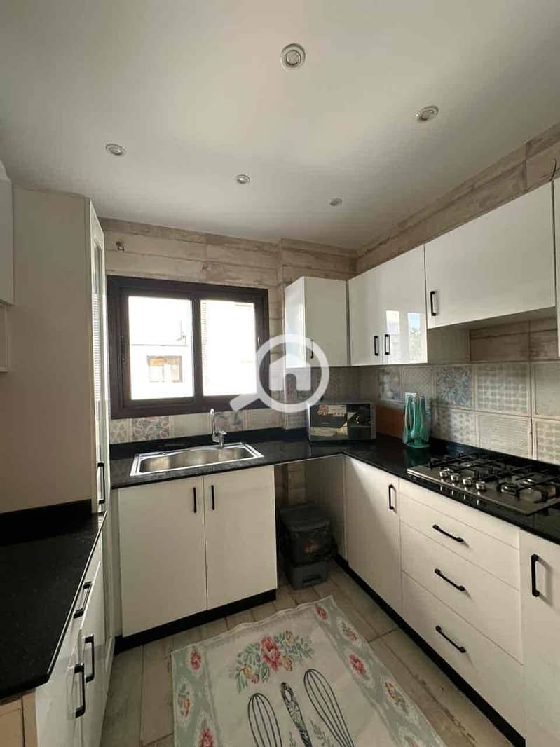 9 b9a27c08-5cc5-4b97-8db6-e9c659a9b55b. jpg