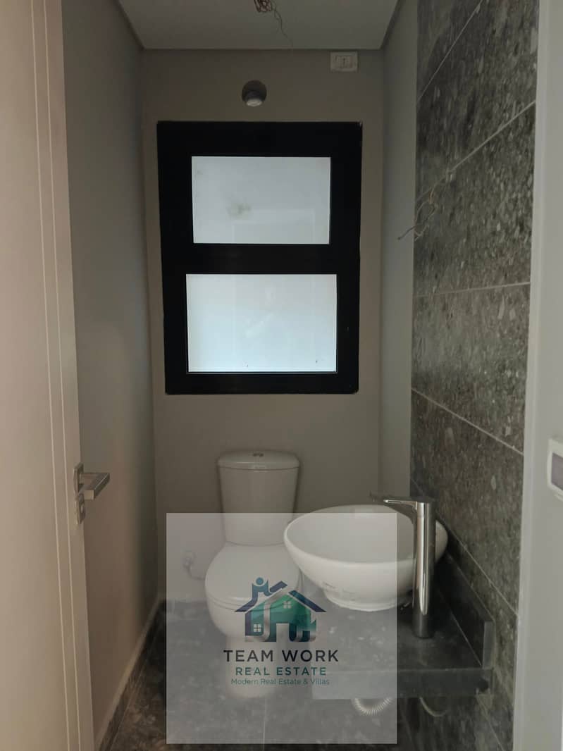 3 547502895_122263045484236176_8991797187217866391_n. jpg