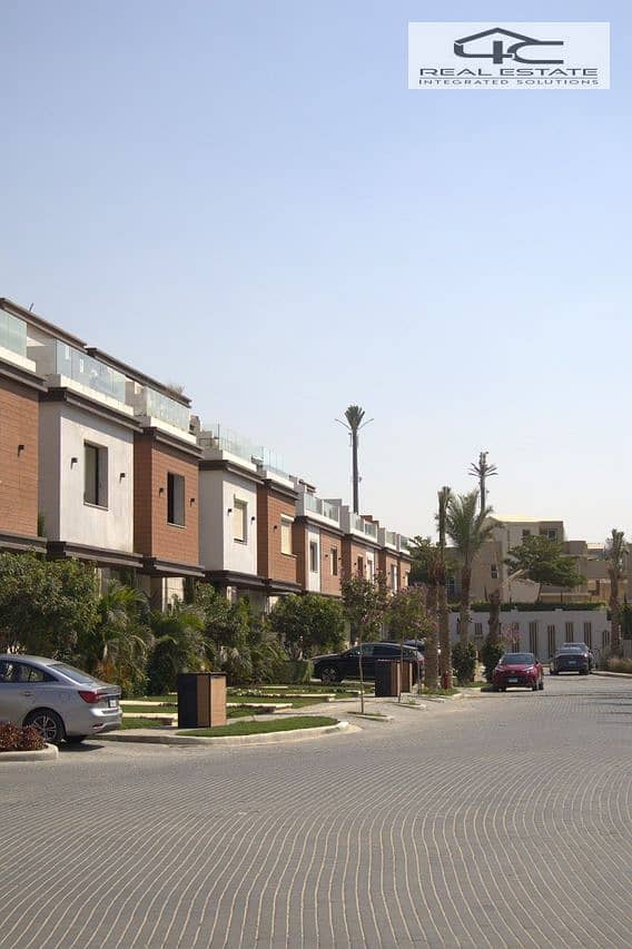 5 WhatsApp Image 2025-10-05 at 6.34. 31 PM (2). jpeg