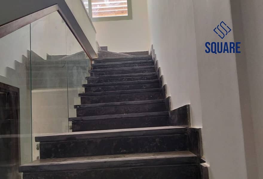 4 e0a7863c-6cde-437b-8e62-55a9c43d5f5d. jpg