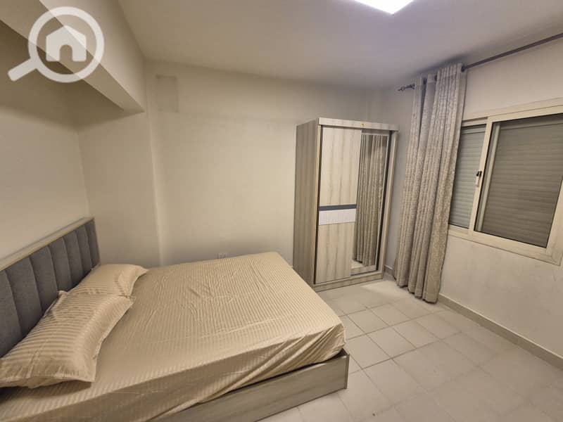 4 c0761ce1-e1c2-4c1f-a019-e67b2565f1bf. jpeg