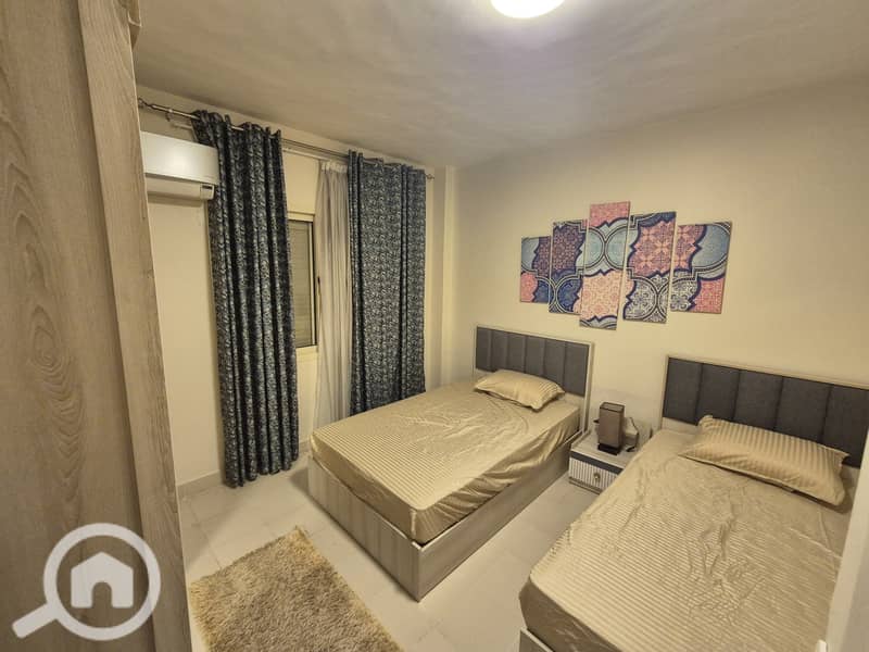 5 5a149aac-82c8-4127-889f-ddc530272ee2. jpeg