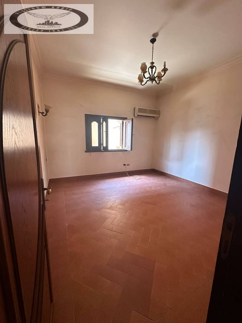 8 dedd63d9-c205-4fea-ab43-368fc7e376c6. jpg