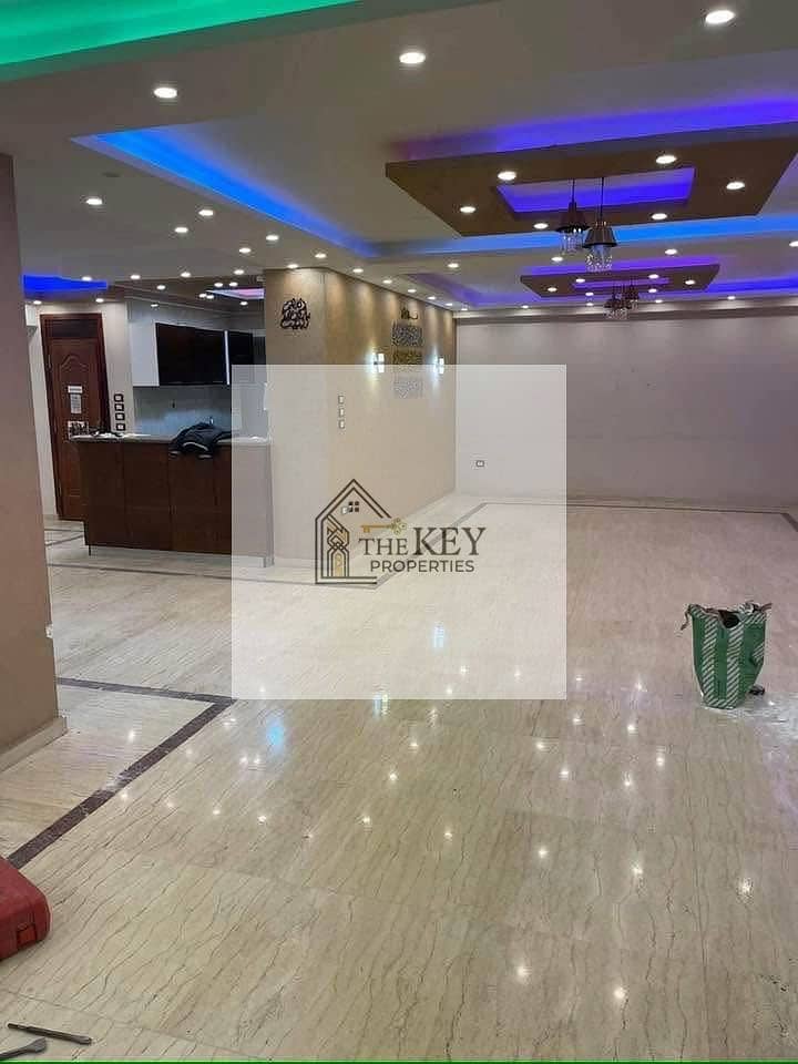 2 WhatsApp Image 2025-11-16 at 23.31. 32_6f2c8a6c. jpg