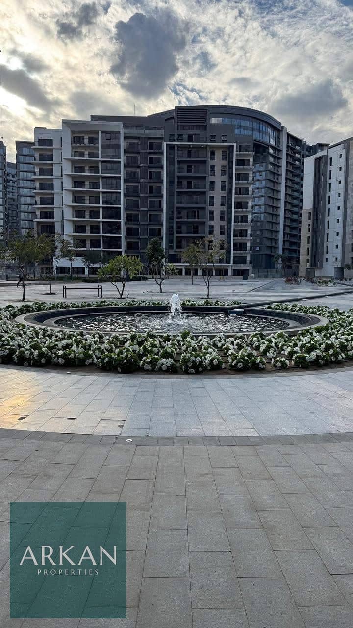 7 b6a556b2-b70d-48ca-8437-f13c980ca069. jpg