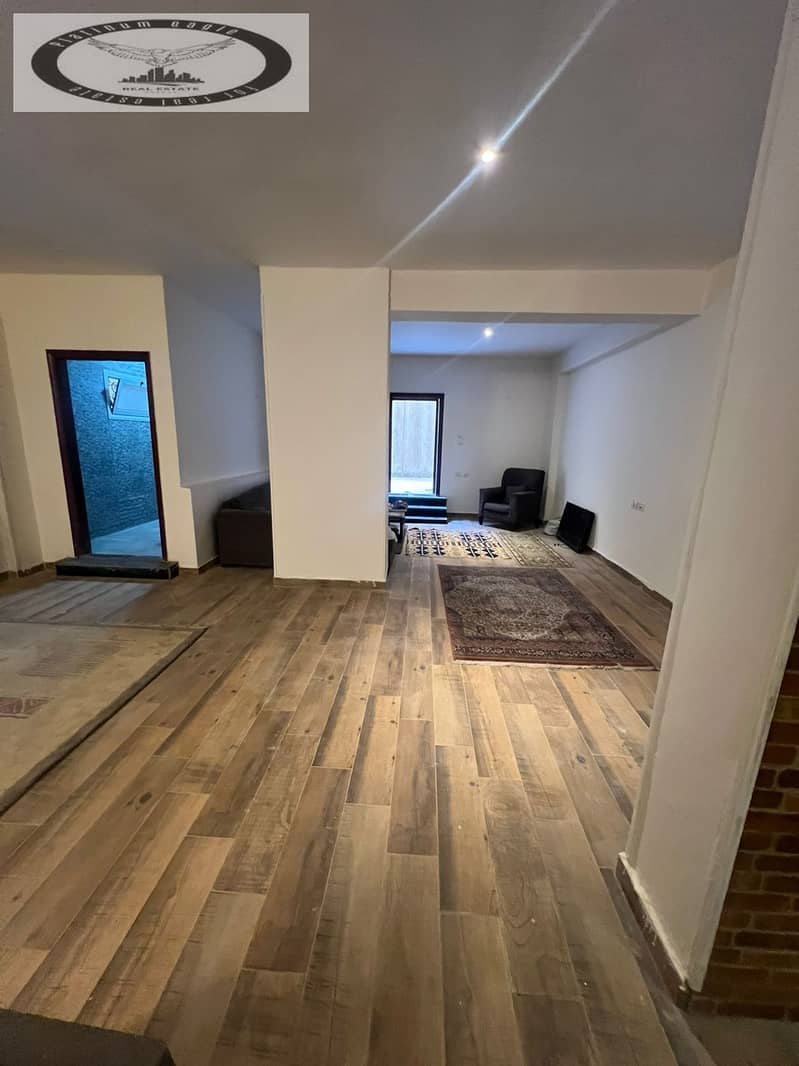 5 95517e3b-9ec5-4dad-8189-8c7355faf97a. jpg