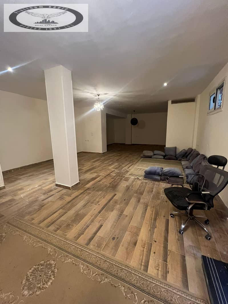 6 e5fab5ee-d54b-4c7d-a29e-725bd87f7f7d. jpg