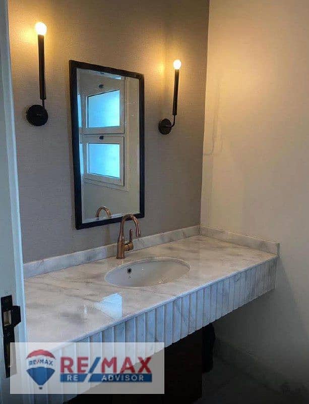 9 04067094-ba61-4e73-916c-26d10f00e2a4. jpg