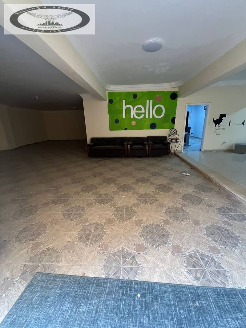 2 375419c8-8cc3-4460-a96e-f0a4d68b3386. jpg