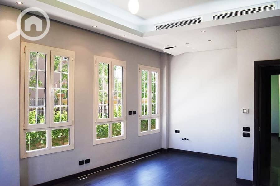 10 WhatsApp Image 2025-11-17 at 1.55. 44 PM (2). jpeg