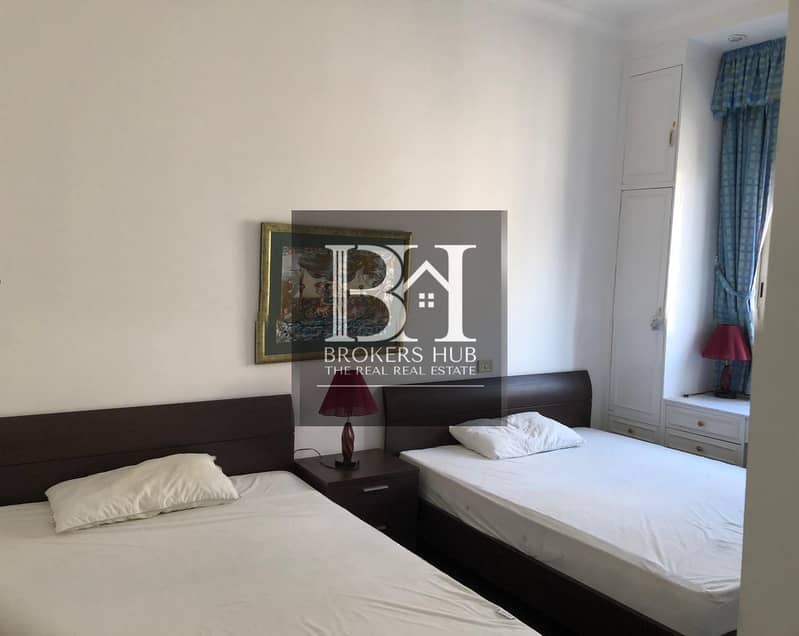 8 09891e82-ea2d-4e0e-999c-a63efe5d8bf6. jpeg