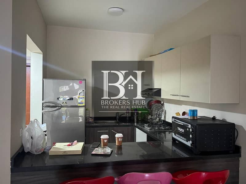 8 aad880f0-d72b-48c0-b780-11ee2996f8df. jpeg